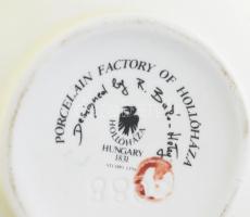 Hollóházi porcelán váza. Terv: Bakó-Hetey Rozália. Kézzel festett, jelzett, hibátlan. m: 13 cm