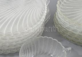 18 darabos antik tengergymölcse szervírozó készlet. Antik préselt üveg, 1-1 minimális pattogzással, ...