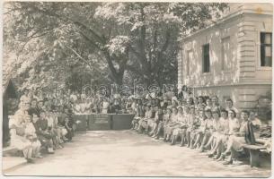 1942 Temesvár, Timisoara; hölgyek / ladies. Foto Reiter photo (EK)