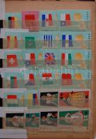 320 db gyufacímke berakóban, sok sorozattal