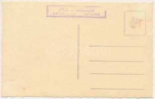 Hátszeg, Hateg (?); férfiak csoportja, büfé / group of men, buffet. Foto Horváth photo