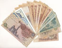 Vegyes 16db-os bolgár, NDK-s, egyiptomi és csehszlovák bankjegy tétel T:VF-F
