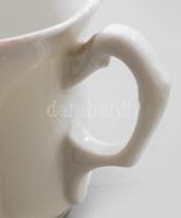 Antik porcelán bögre cicás mintával. Matricás, jelzés nélkül, kis hibákkal, lepattanásokkal, kopássa...