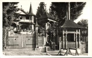 Szovátafürdő Villa Bernády with ´Székely gate´