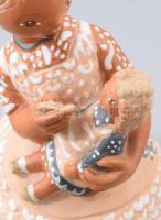 Kovács Margit (1902-1977): Gyermeket etető anya. Jelzett, minimális kopással, m: 21 cm