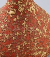 Tófej váza. Jelzett, kis mázpattogzással, m: 21,5 cm