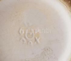 Virágmintás kétfüles váza. Jelzett, repedt, m: 19,5 cm