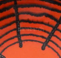 Karácsony Zsuzsa pókhálós mintás dísztál. Jelzés nélkül, hibátlan, d: 25 cm, m: 7,5 cm