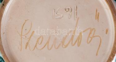 Szendrői jelzéssel: Modern dísztál. Jelzett,kis kopással, d: 20,5 cm