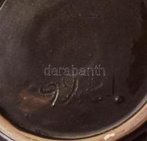 Csurgatott mázas iparművész falitál, jelzett, kis kopással, d: 38,5 cm