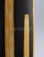 Illés Sándor: Retro váza. Jelzett, kis mázkopással, m: 33,5 cm