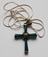 Ezüst lánc, féldrágaköves ezüst kereszt medállal