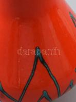 Türkizzel vonalazott narancsszínű retro váza. Jelzett, kopott, m: 26,5 cm