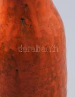 Tófej vastagon csorgatott mázas váza. Jelzett, mázhibákkal, m: 29,5 cm