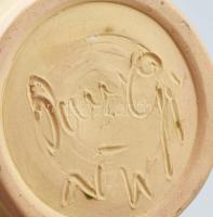 Mázazott kék szigetekkel díszített iparművész váza. Jelzett, hibátlan, m: 20,5 cm