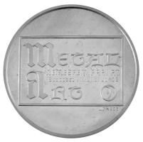 Bognár György (1944-) 1995. "Metal Art Nemesfémipari Rt. / Boldog Új Évet 1995" jelzett Ag...