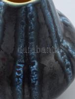 Bodrogkeresztúri kisváza. Jelzett, repedt, m: 10,5 cm