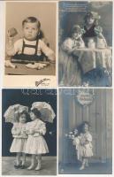 50 db főleg RÉGI motívum képeslap és fotó: gyerekek és játékok / 50 mostly pre-1945 motive postcards and photos: children and toys
