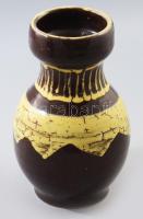 Bella Sári: Retro váza. Jelzett, kopással, m: 22 cm