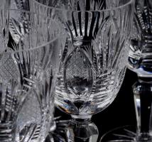 Ólomkristály borospohár garnitúra. 6 darab, jelzés nélkül, hibátlan, m: 14 cm