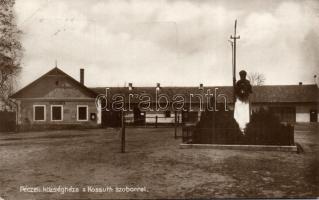 Pécel községháza és Kossuth szobor (EB)