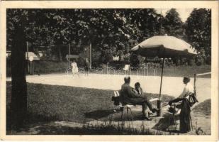 1930 Felsőzúgófürdő, Bad Ober Rauschenbach, Kupele Vysne Ruzbachy; tenisz pálya, sportolók. Bernat Blayer kiadása / tennis court