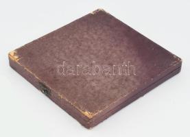 Ezüstözött nyelű antik süteményes készlet, sérült díszdobozban