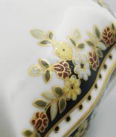 Zsolnay Sissi mintás porcelán dobozka. Kézzel festett, jelzett, hibátlan 10x10 cm