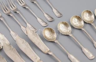 Evőeszköz készlet hat személyes süteményes, halas, fagylaltos. Vésett mintákkal, monogramos díszítés...