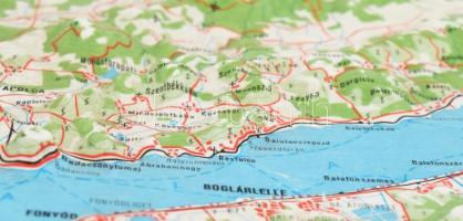 A Balatonfelvidék 3D-s domborzati térképe, MAHART - MH Tóth Ágoston Térképészeti Intézet, sérült, 23...