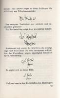 Hayek, Max: 
Das Geheimnis der Shrift. Eine Studeie über den Graphologen Rafael Schermann.
Leipzig...