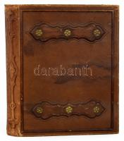 cca 1870-90 Antik bőr vizitkártya fotóalbum, dombornyomott díszítéssel, réz veretekkel, hiányzó csat...