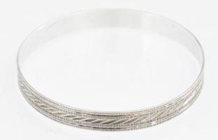 Ezüst(Ag) mintás kerek karperec, jelzett, d: 6,3 cm, nettó: 10,2 g