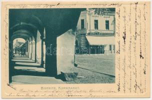 1905 Beszterce, Bistritz, Bistrita; Kornmarkt / Búzasor, Carl Lebküchner üzlete. Theodor Botschar kiadása / market street, shops