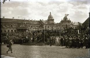 1940 Kolozsvári bevonulási ünnepségen készült 3 db negatív, 6×9 cm