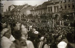 1940 Kolozsvári bevonulási ünnepségen készült 3 db negatív, 6×9 cm