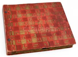 12 darab antik gramofon lemez, közte Első Magyar Hanglemezgyár és kisalakú Weekend lemez, egyik sérü...