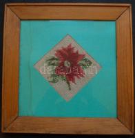 3db különböző keretezett és üvegezett gobelin kép a 60-as évekből