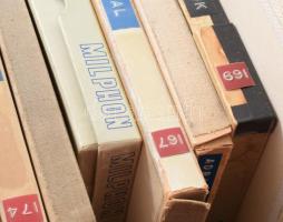 17 darab klf magnószalag, tartalommal