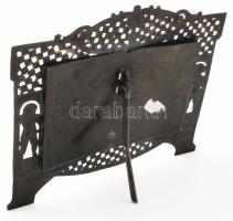 Szecessziós ón képkeret, aranyozott, áttört, figurális díszítéssel 19x18 cm