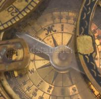 Asztali iránytű réz. Állítható lábakkal 8 cm