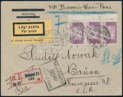 1926. okt. 26. Ajánlott légi levél Brnoba 3 x 5.000K Ikarusz bérmentesítéssel, Budapest - Praha légi irányító bélyegzéssel.