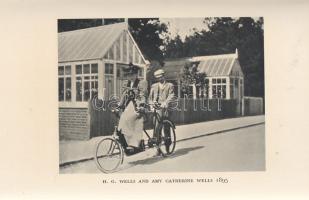 Wells, H(erbert) G(eorge):
Experiment in Autobiography Discoveries and Conclusions of a Very Ordina...