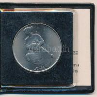 1981. 100Ft Ni "FAO I. - Világélelmezési nap" fekete műbőr tokban, tanúsítvánnyal T:BU
Ad...