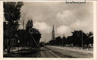 1942 Jászkarajenő, Fő utca, kisvasúti vasútállomás, vonat