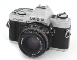 Minolta X-300 SLR fényképezőgép, MD 50 mm 1:1,7 objektívvel,