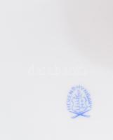 Herendi Viktória mintás porcelán levél formájú edény. Kézzel festett, jelzett, kis kopással 20x18 cm