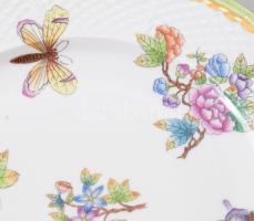 Herendi Viktória mintás porcelán tál. Kézzel festett, jelzett, kis kopással 28 cm