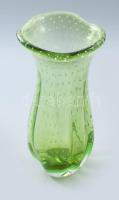 Mstisov cseh mid-century váza. Terv.: Hana Machovska. Anyagában buborékos, anyagában színezett. Jelzés nélkül, hibátlan, m: 25 cm