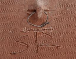 Szemereki Teréz: Dísztál. Jelzett, lepattogzással, d: 38 cm